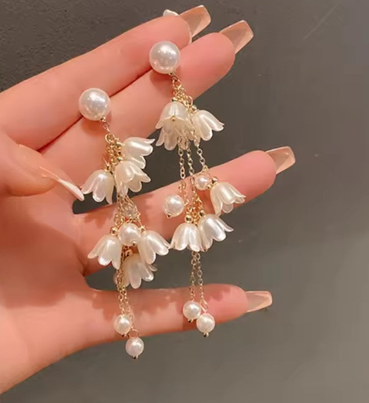 Pearl long tassels