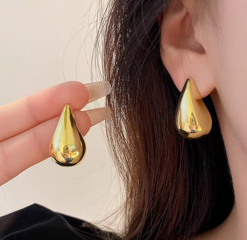 Water Drop Studs