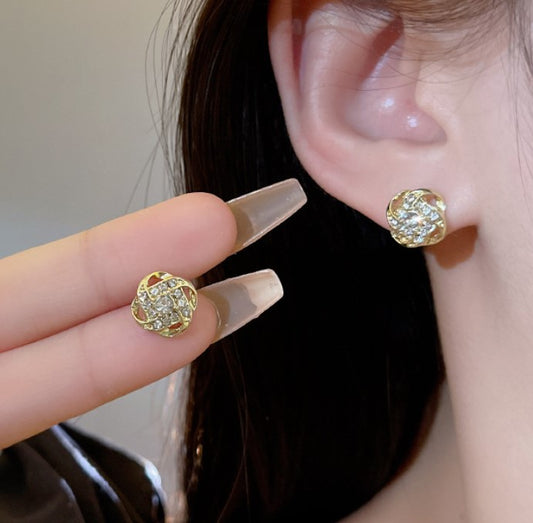 Cozy Studs