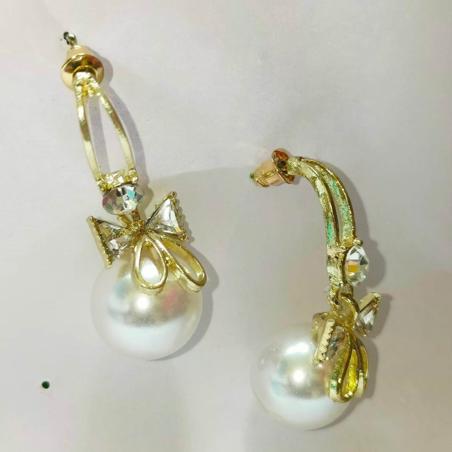 Pearl Bow drops