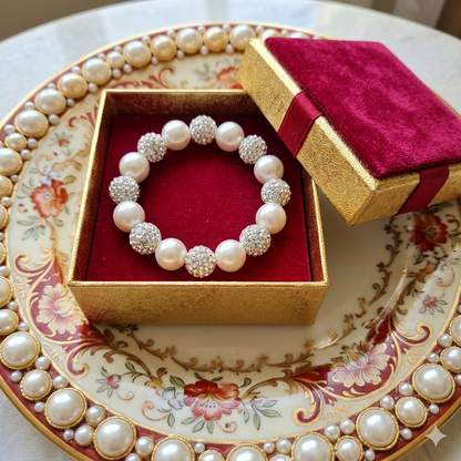 adjustable light weight bracelet